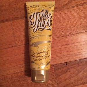 Perfectly Posh Your in Luxe